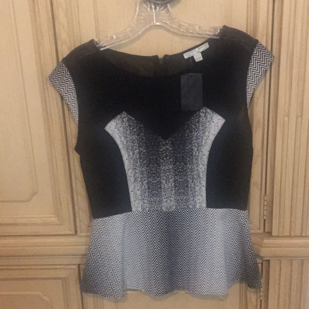 Alberto Makali Top